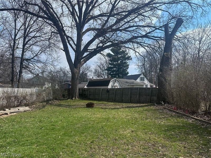 1087 Perkinswood Boulevard SE, Warren, OH 44484 Photo 39