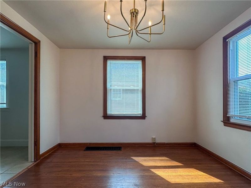 1087 Perkinswood Boulevard SE, Warren, OH 44484 Photo 6