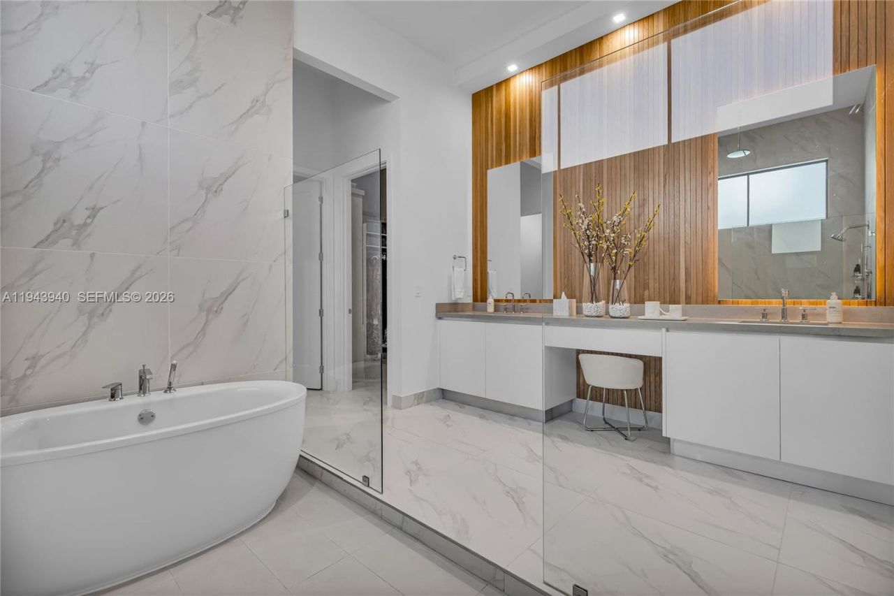 5765 SW 104th Ter, Cooper City, FL 33328 Photo