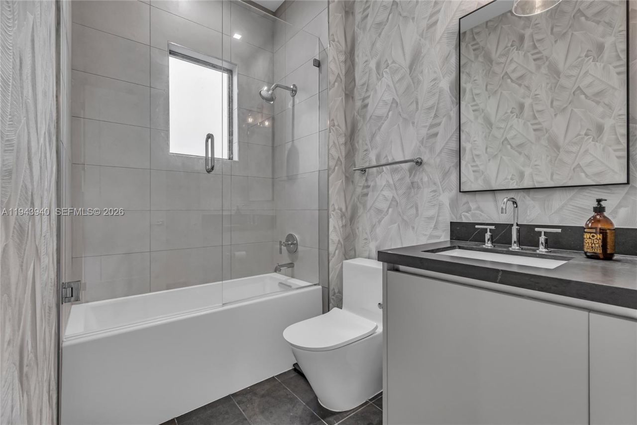 5765 SW 104th Ter, Cooper City, FL 33328 Photo