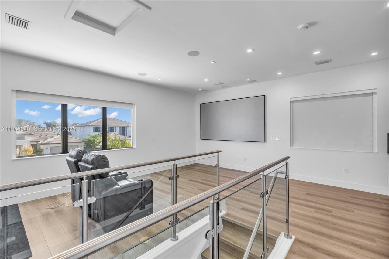 5765 SW 104th Ter, Cooper City, FL 33328 Photo