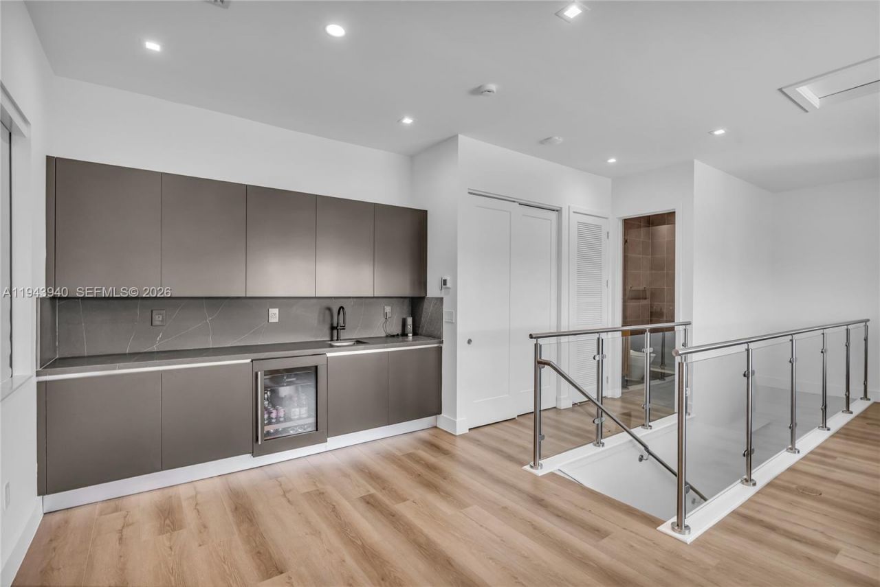 5765 SW 104th Ter, Cooper City, FL 33328 Photo