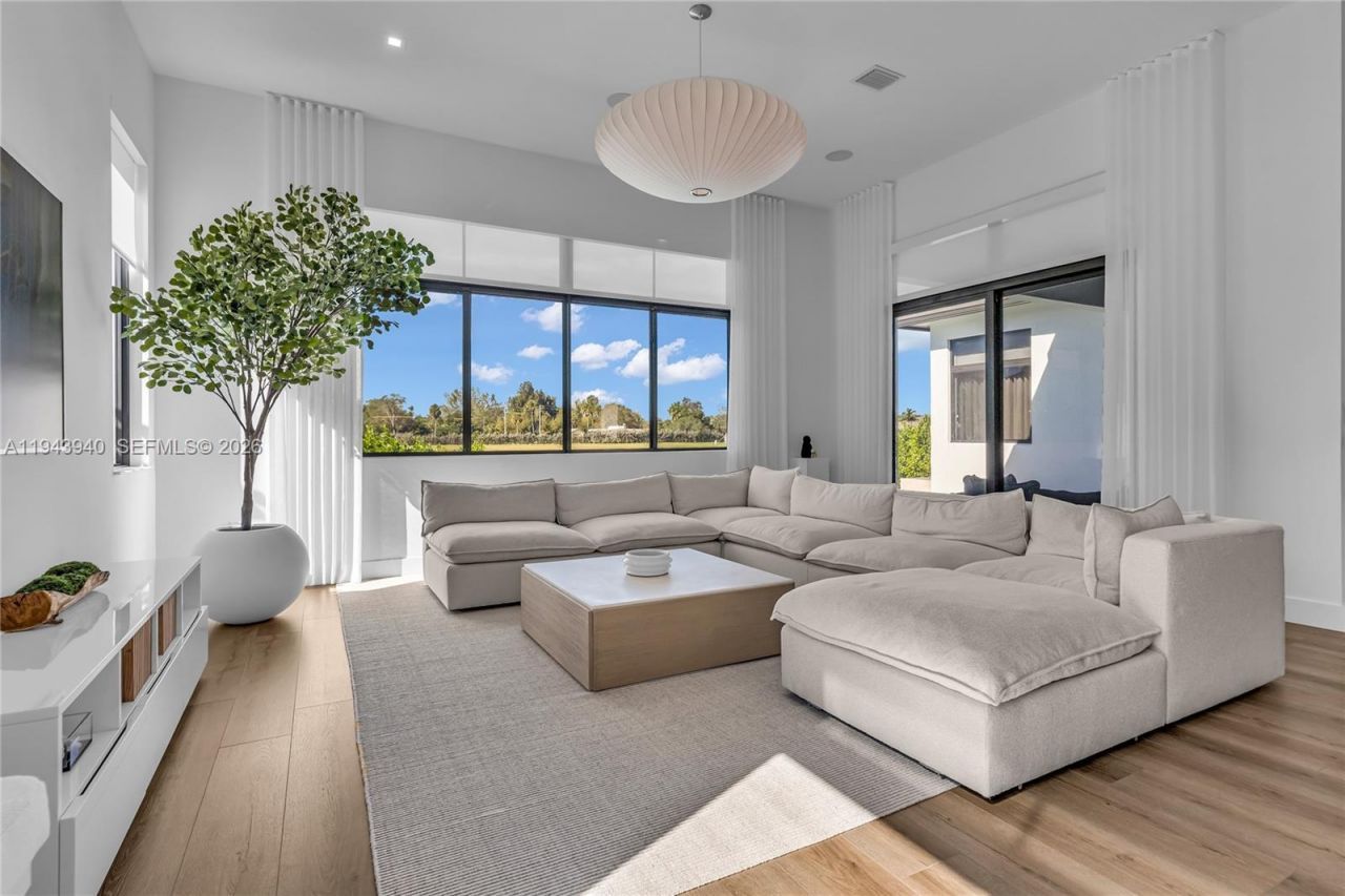 5765 SW 104th Ter, Cooper City, FL 33328 Photo