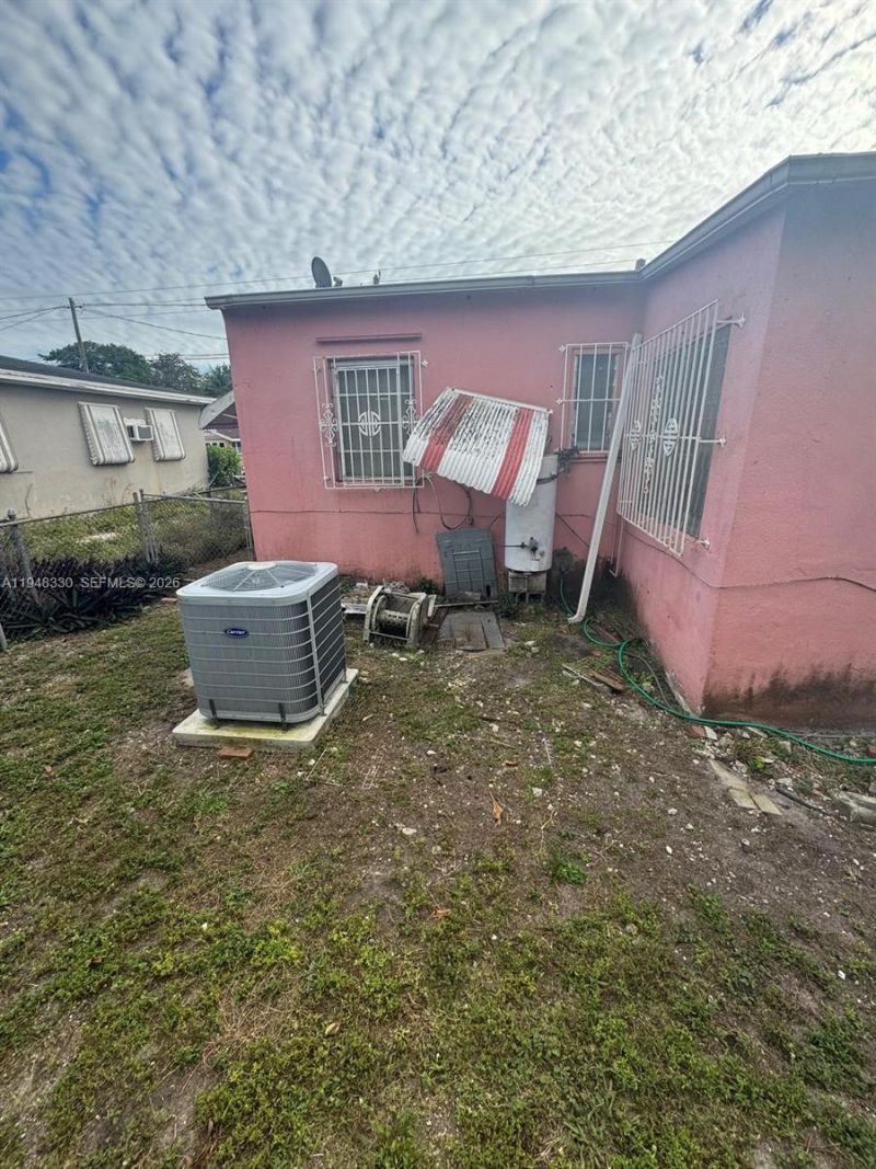 85 NW 52nd St, Miami, FL 33127 Photo