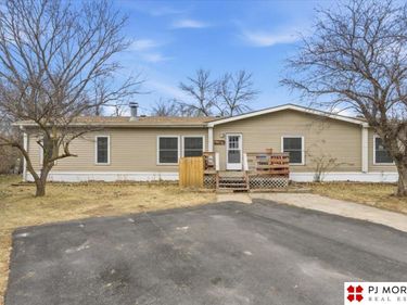 15174 D Plaza, Unit 35, Omaha, NE 68144