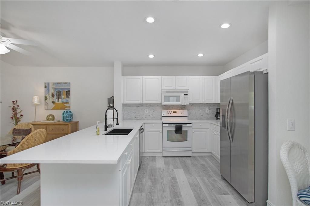 700 Diamond Cir, Unit 706, Naples, FL 34110 Photo