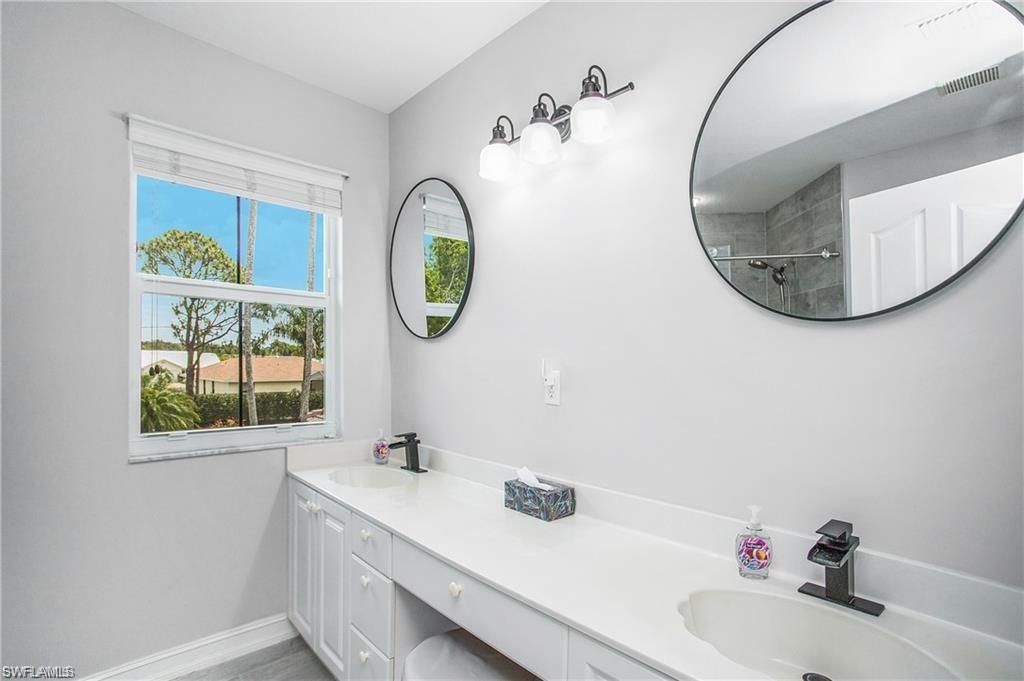 700 Diamond Cir, Unit 706, Naples, FL 34110 Photo