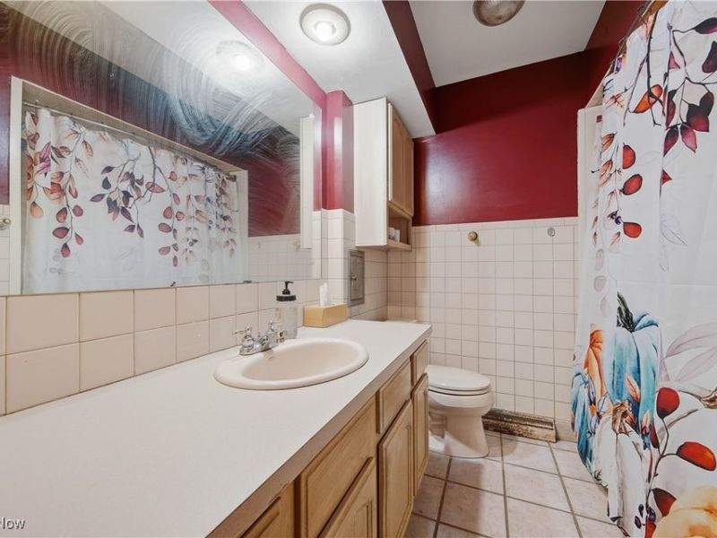 502 E Woodsdale Avenue, Akron, OH 44301 Photo 12