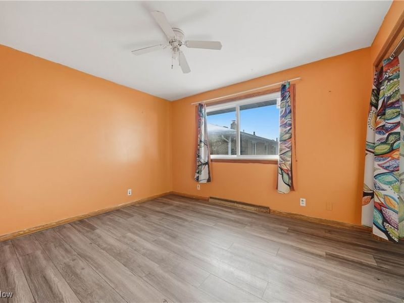 502 E Woodsdale Avenue, Akron, OH 44301 Photo 13