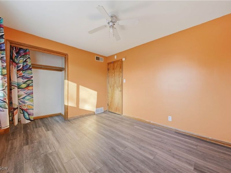 502 E Woodsdale Avenue, Akron, OH 44301 Photo 14