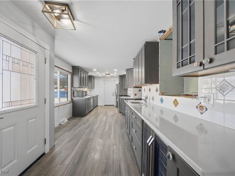 502 E Woodsdale Avenue, Akron, OH 44301 Photo 9