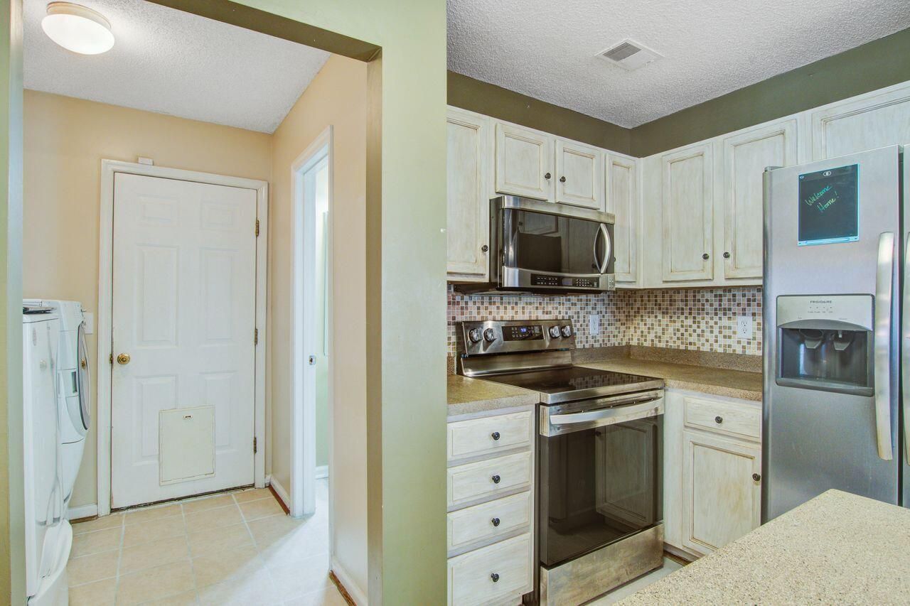 181 Two Pond Loop Photo 12