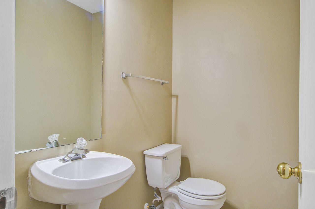 181 Two Pond Loop Photo 13