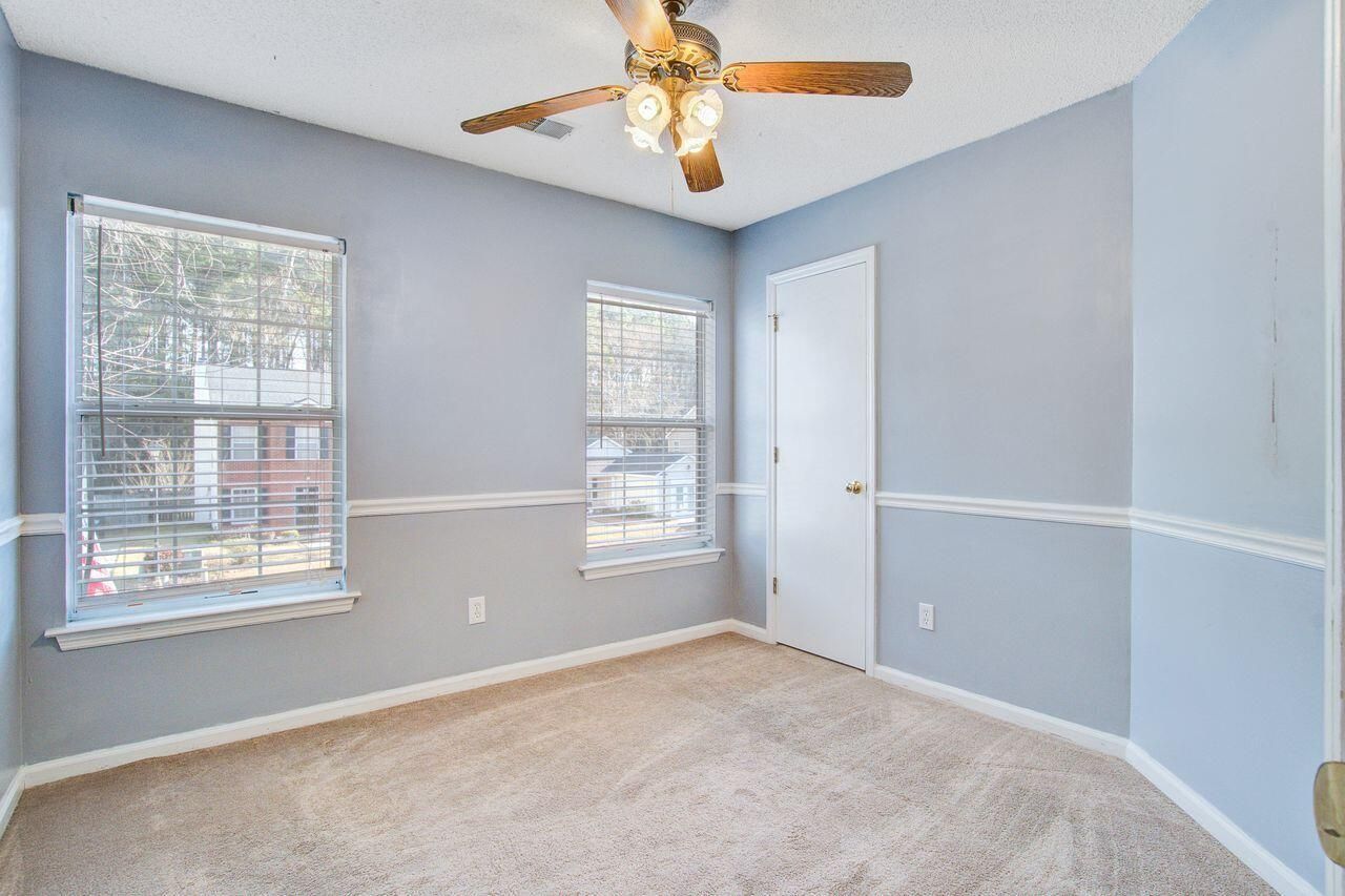 181 Two Pond Loop Photo 15