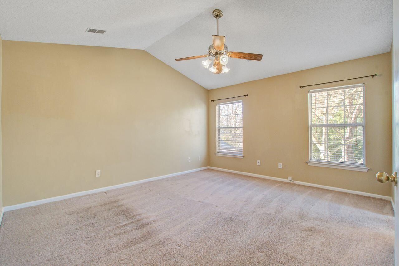 181 Two Pond Loop Photo 17