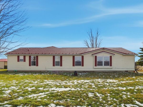 20228 Fairmount Road, Wapakoneta, OH 45895