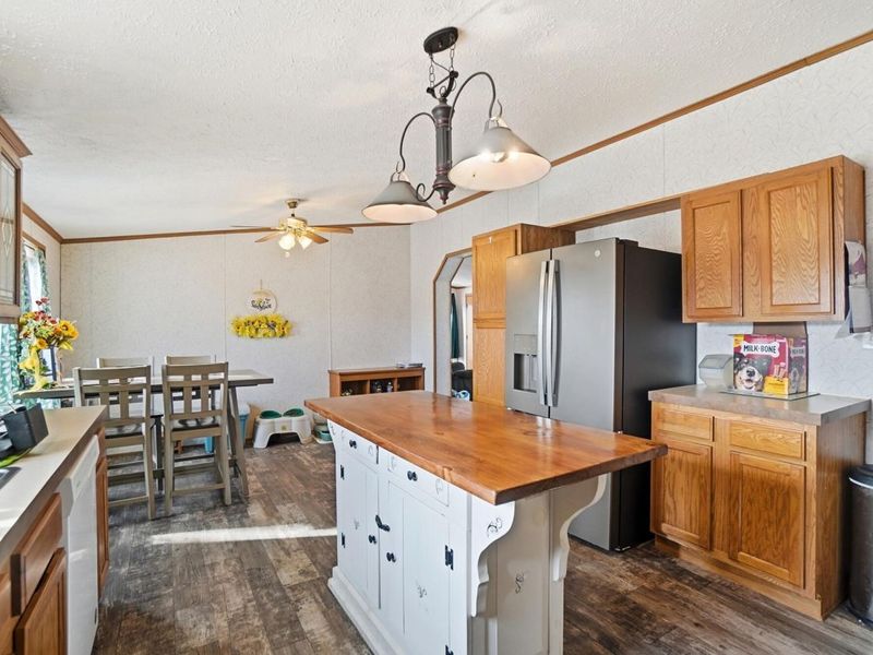 20228 Fairmount Road, Wapakoneta, OH 45895 Photo 11