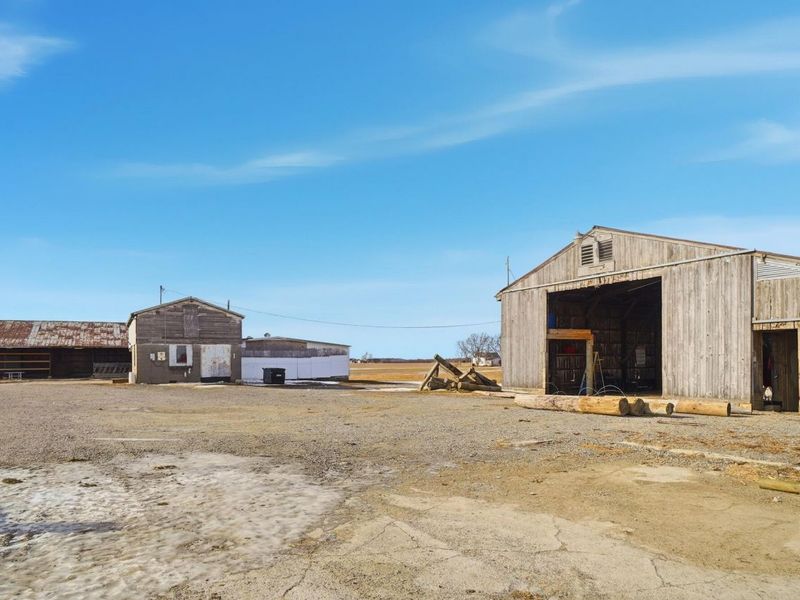 20228 Fairmount Road, Wapakoneta, OH 45895 Photo 34