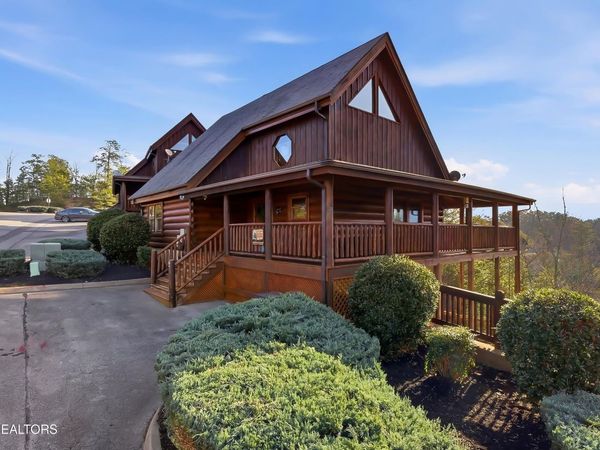 2012 Cougar Crossing Way, Sevierville, TN 37862