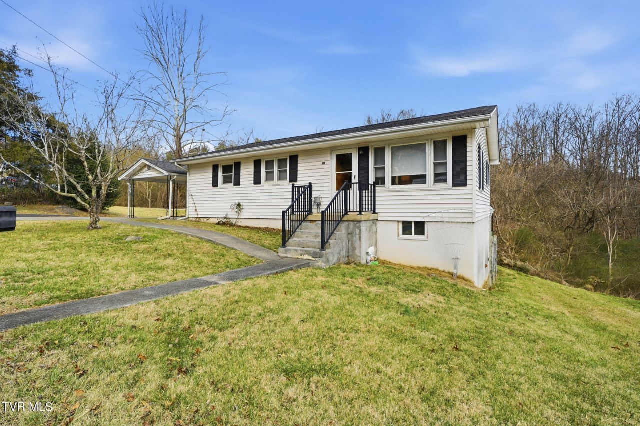 110 Taylortown Road, Johnson City, TN 37601 Main Photo