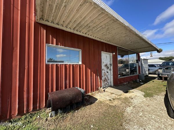 2987 Dekle Street, Marianna, FL 32448