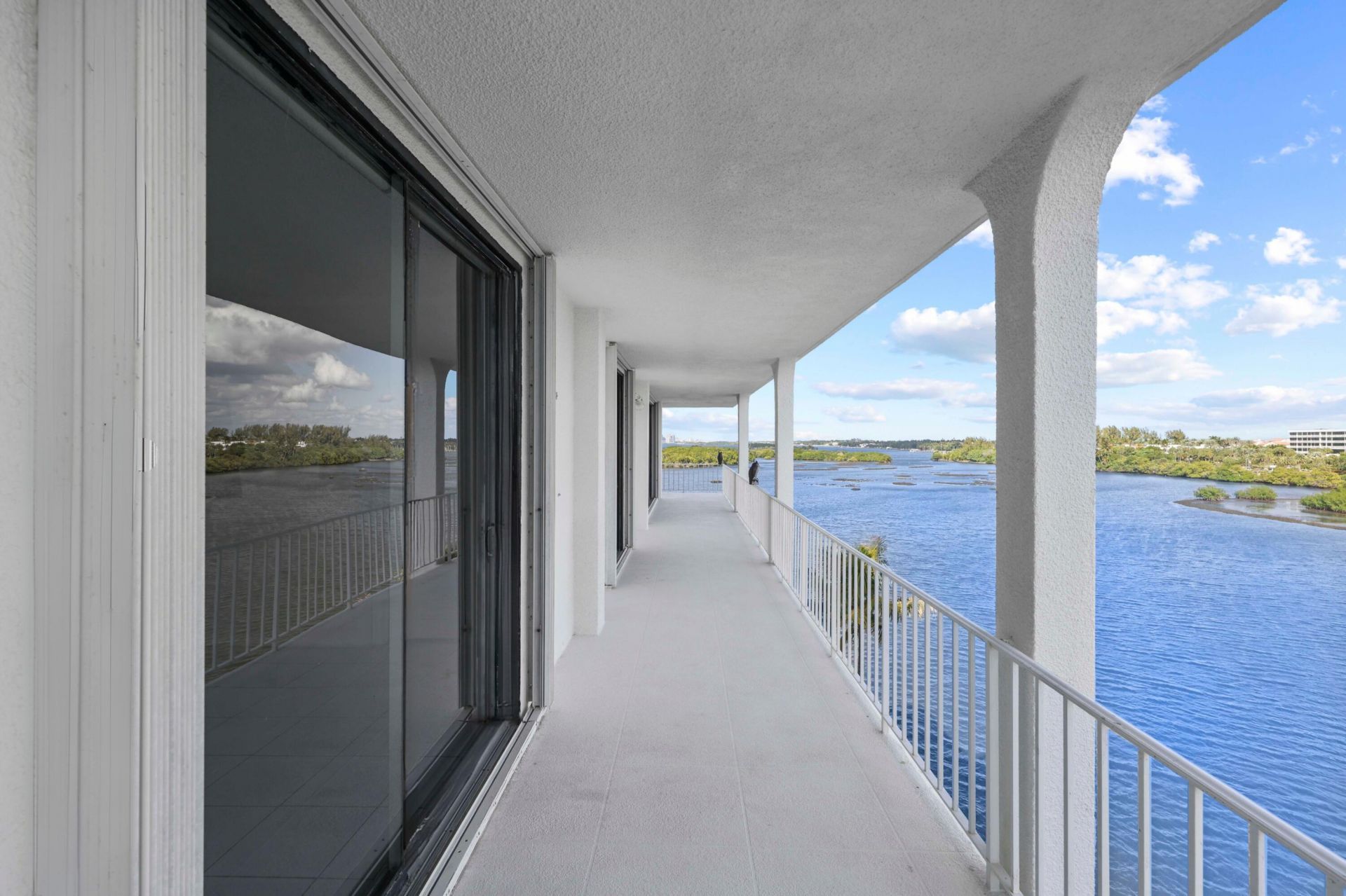 2155 Ibis Isle Road, Unit Ph 3, Palm Beach, FL 33480 Photo