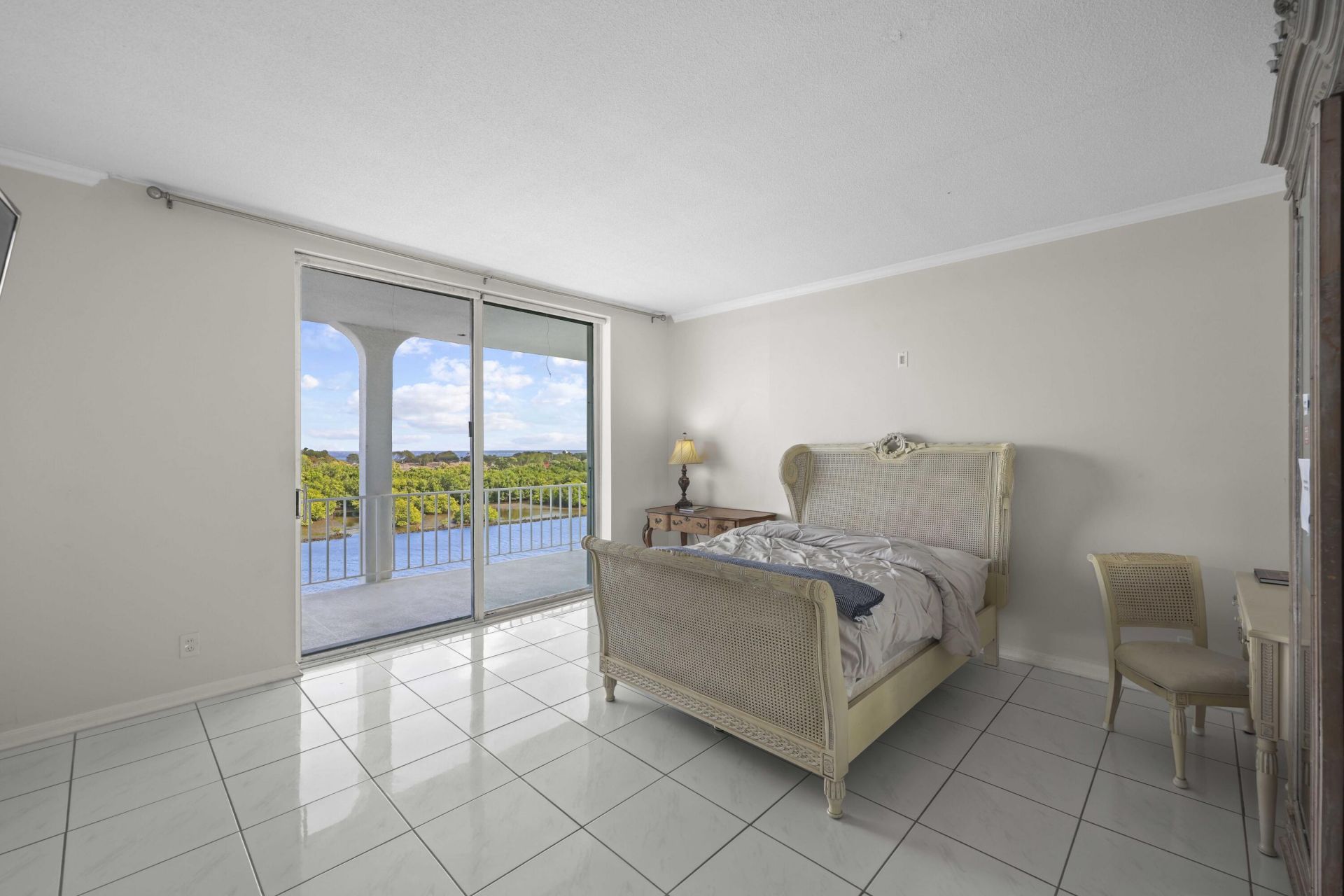 2155 Ibis Isle Road, Unit Ph 3, Palm Beach, FL 33480 Photo