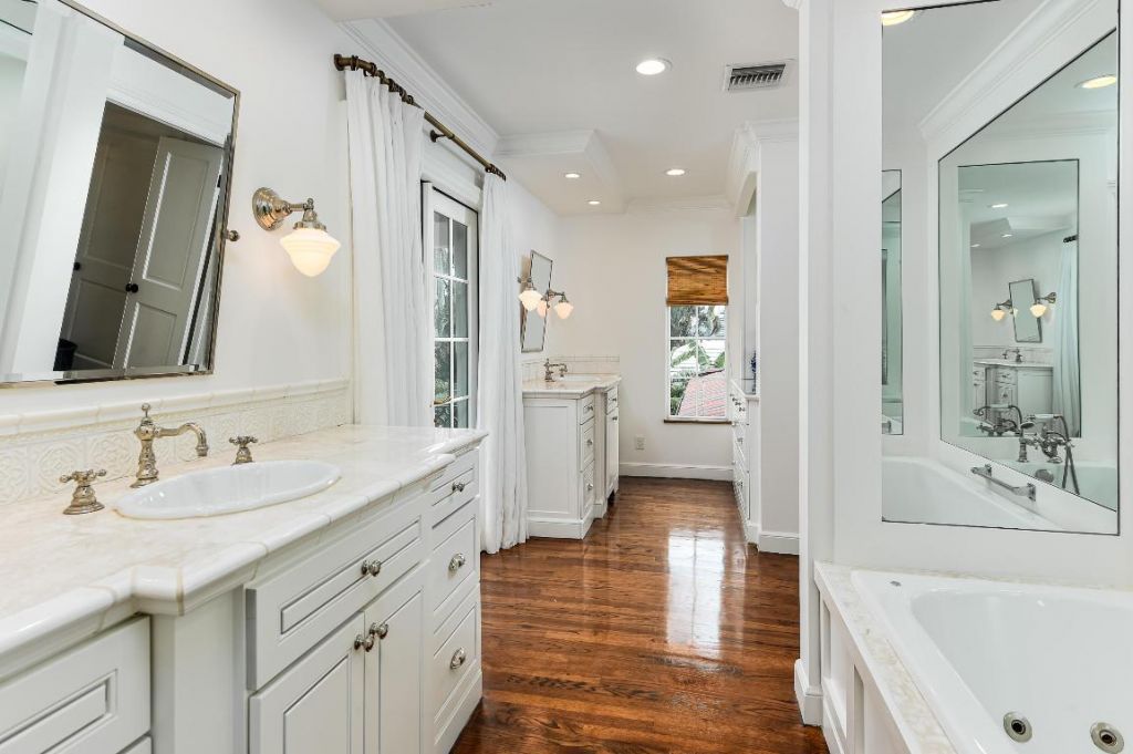 218 List Road, Palm Beach, FL 33480 Photo