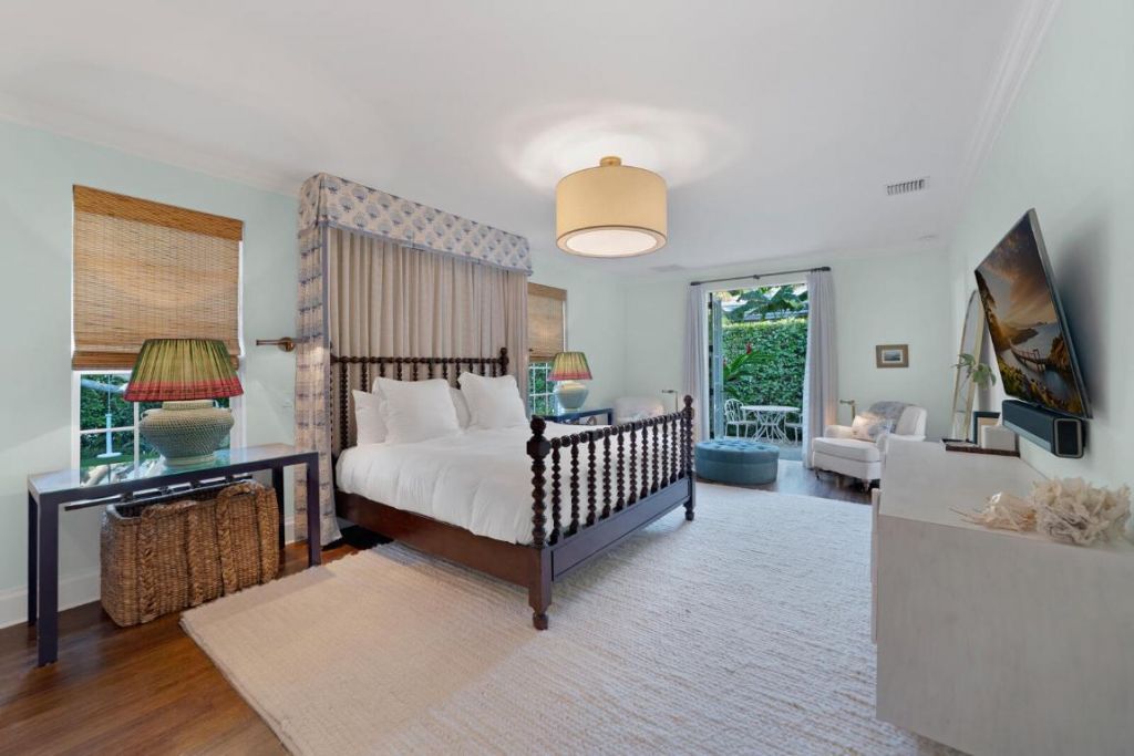 218 List Road, Palm Beach, FL 33480 Photo