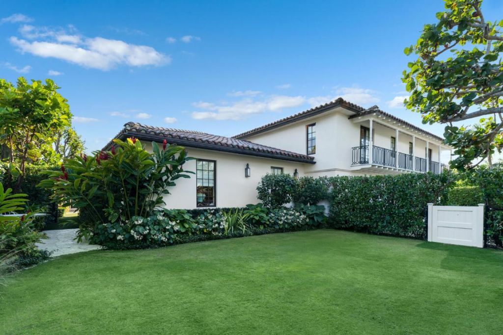 218 List Road, Palm Beach, FL 33480 Photo