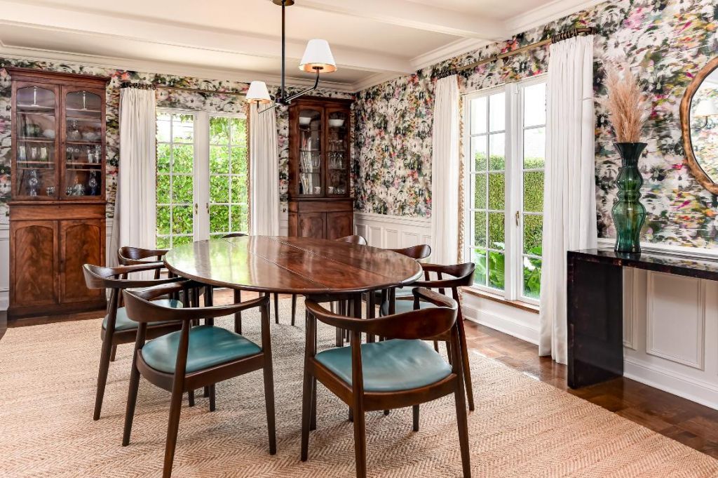 218 List Road, Palm Beach, FL 33480 Photo