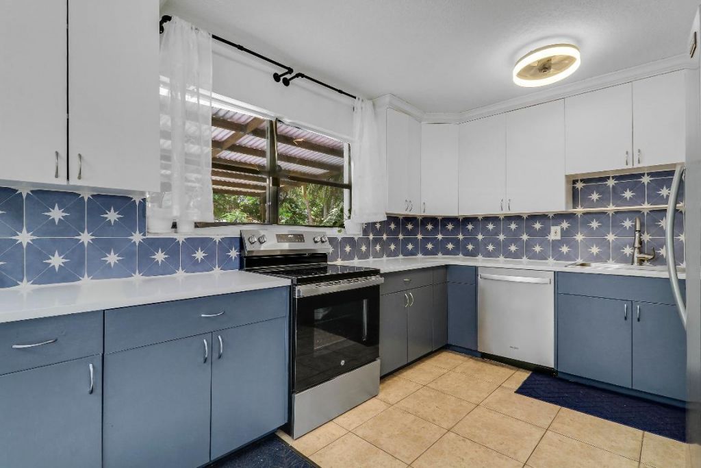 9277 Bloomfield Drive, Palm Beach Gardens, FL 33410 Photo