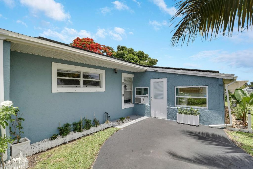 9277 Bloomfield Drive, Palm Beach Gardens, FL 33410 Photo