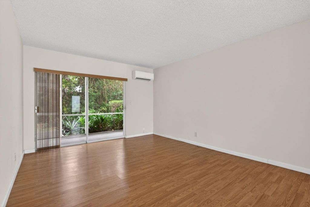 2115 NE 42nd Court, Unit 103, Lighthouse Point, FL 33064 Photo