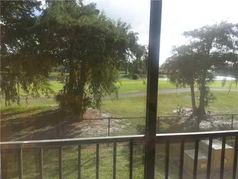 8000 Fairview Drive, Unit 205, Tamarac, FL 33321 Photo