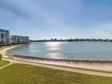 7984 SAILBOAT KEY BOULEVARD S, Unit 105, SOUTH PASADENA, FL 33707