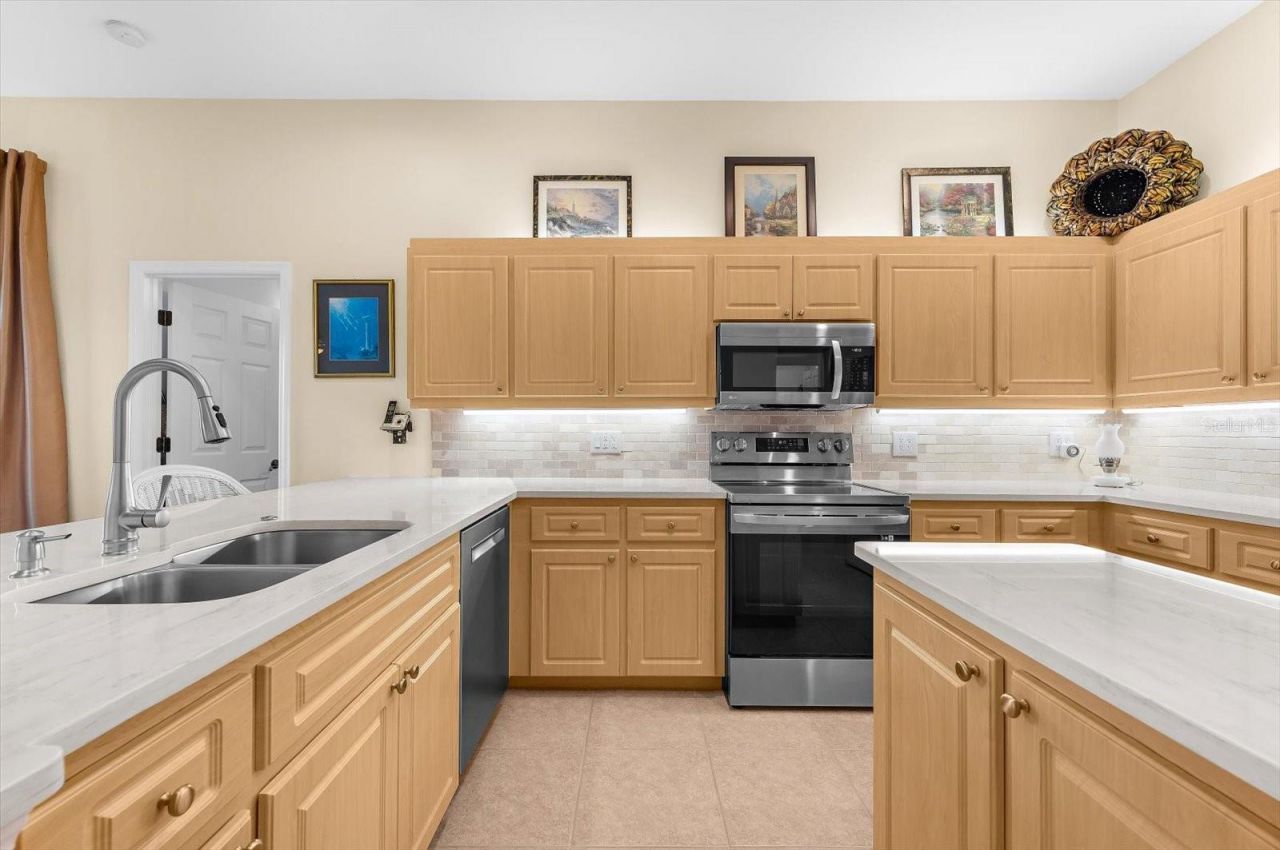 615 May Apple Way, Venice, FL 34293 Photo