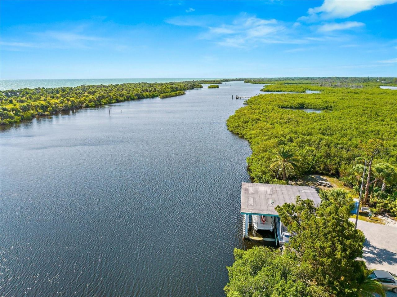 615 May Apple Way, Venice, FL 34293 Photo