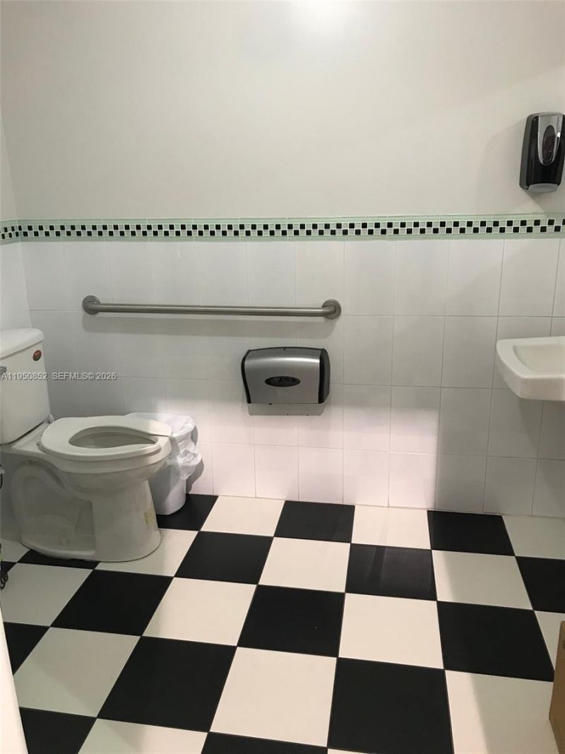 12300 SW 130th St , Unit 7, Miami, FL 33186 Photo