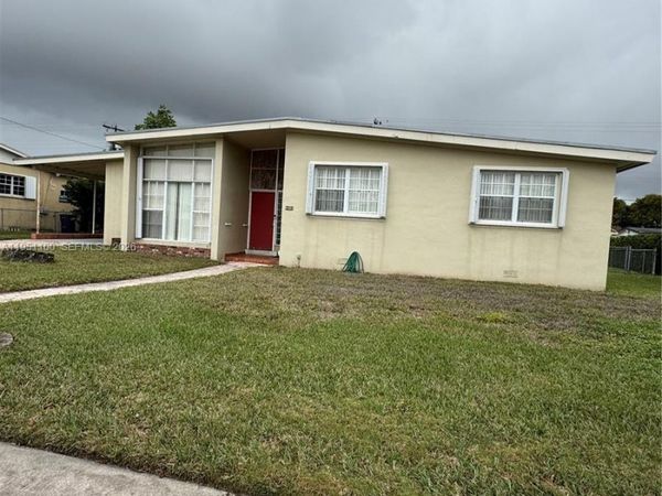 8431 SW 27th Ter, Miami, FL 33155