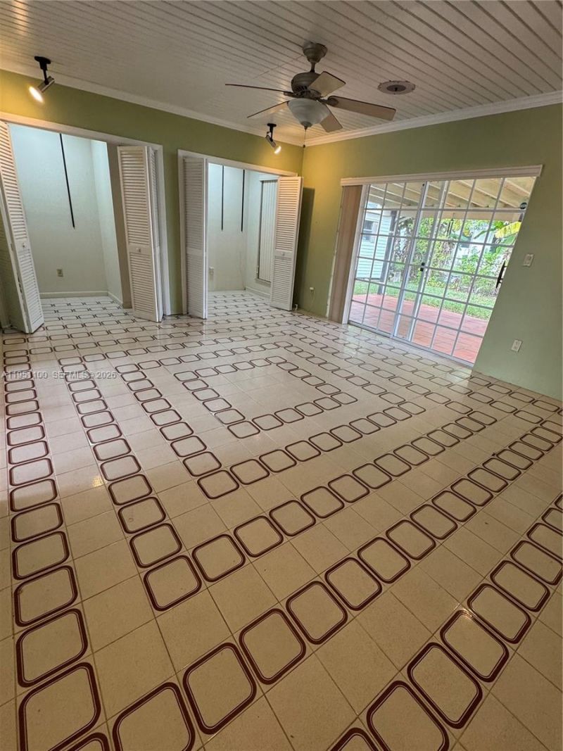 8431 SW 27th Ter, Miami, FL 33155 Photo