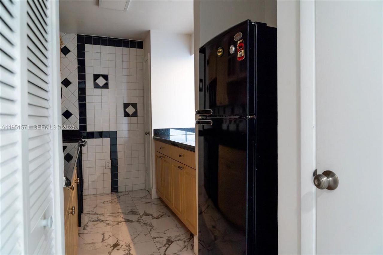 854 NW 87th Ave, Unit 405, Miami, FL 33172 Photo