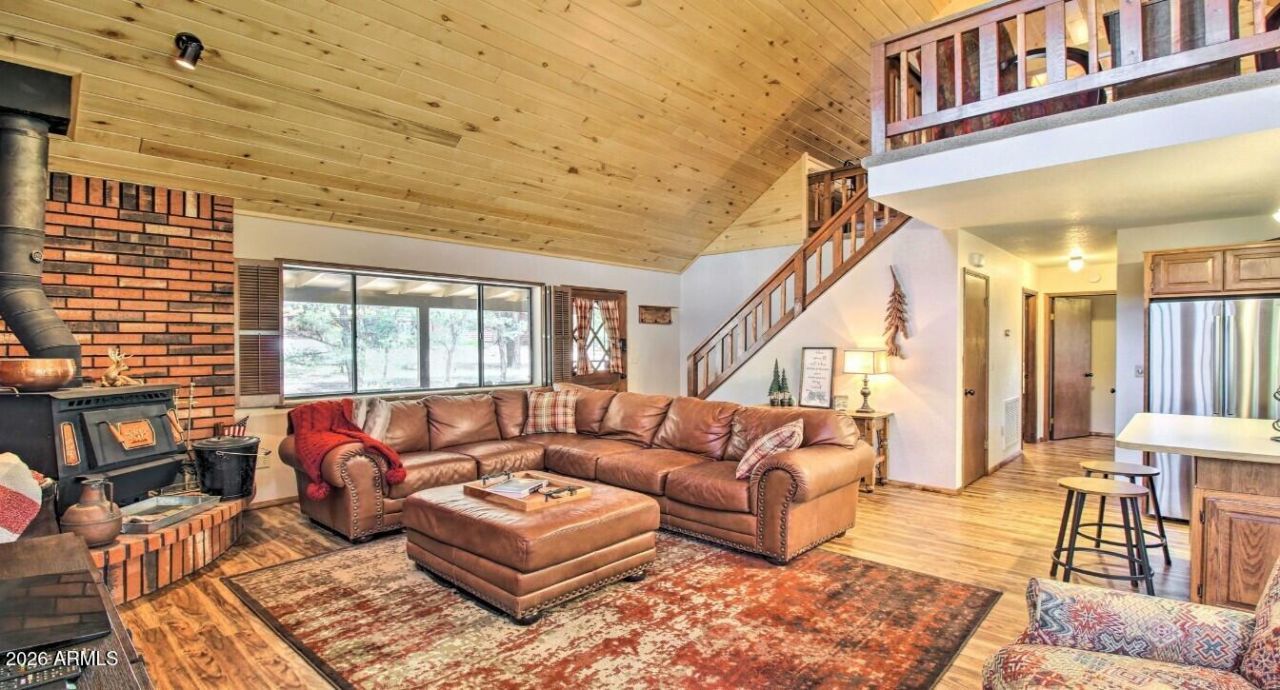 3361 Whispering Pine Drive, Overgaard, AZ 85933 Main Photo