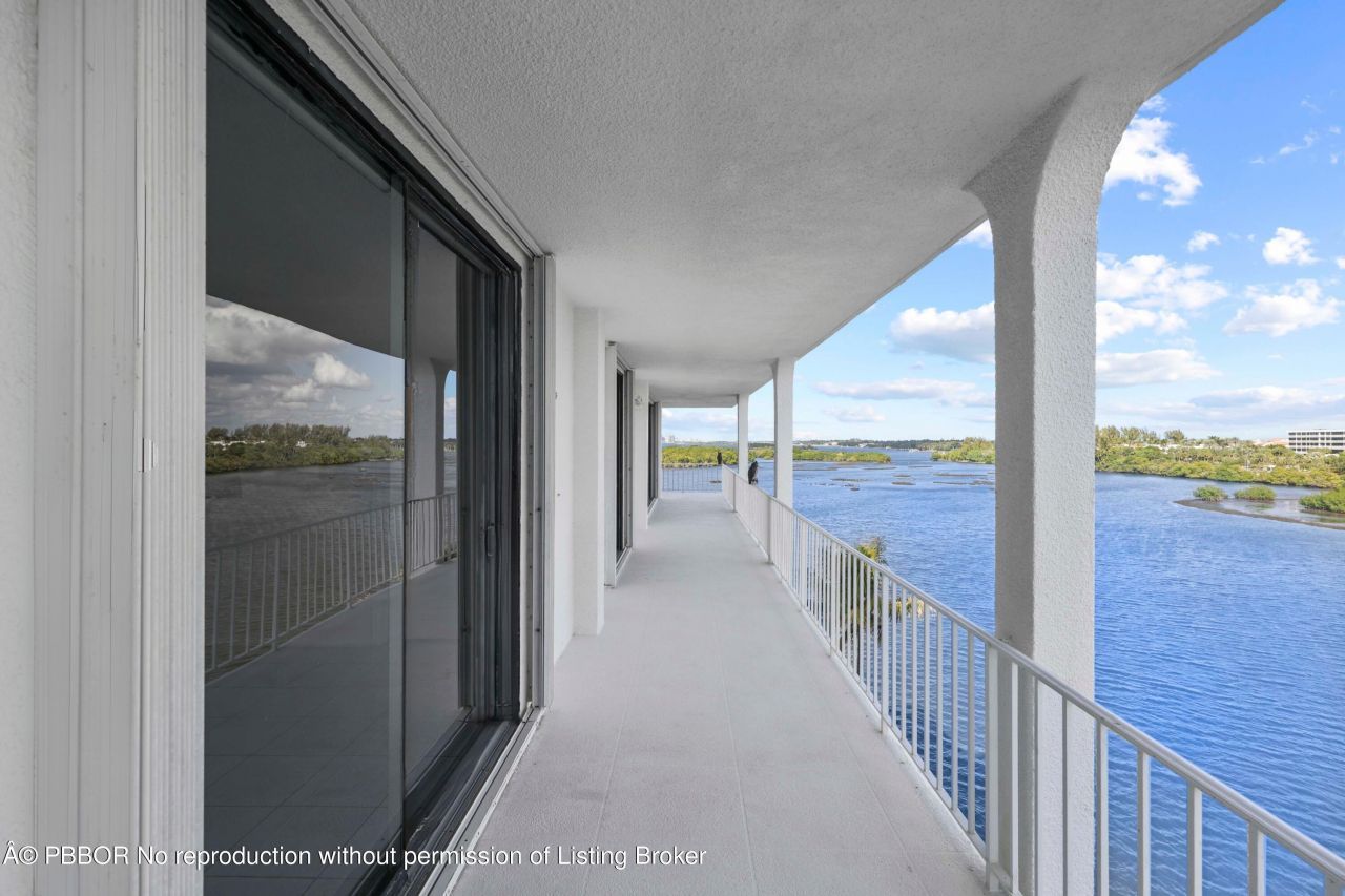 2155 Ibis Isle Road, Unit PH 3, Palm Beach, FL 33480 Photo