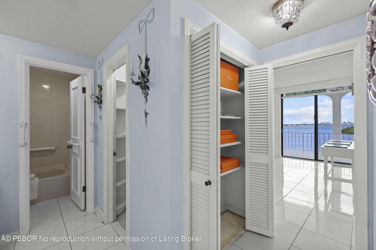 2155 Ibis Isle Road, Unit PH 3, Palm Beach, FL 33480 Photo