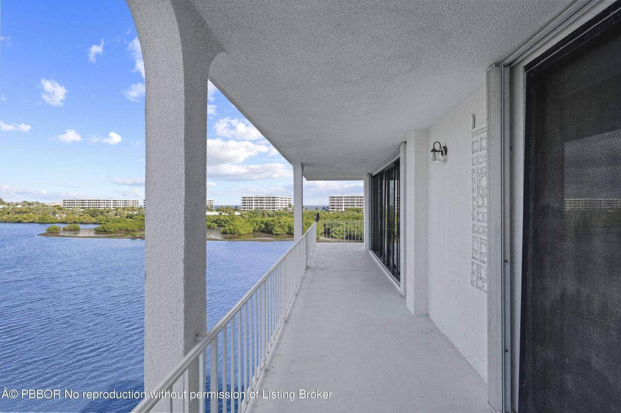 2155 Ibis Isle Road, Unit PH 3, Palm Beach, FL 33480 Photo