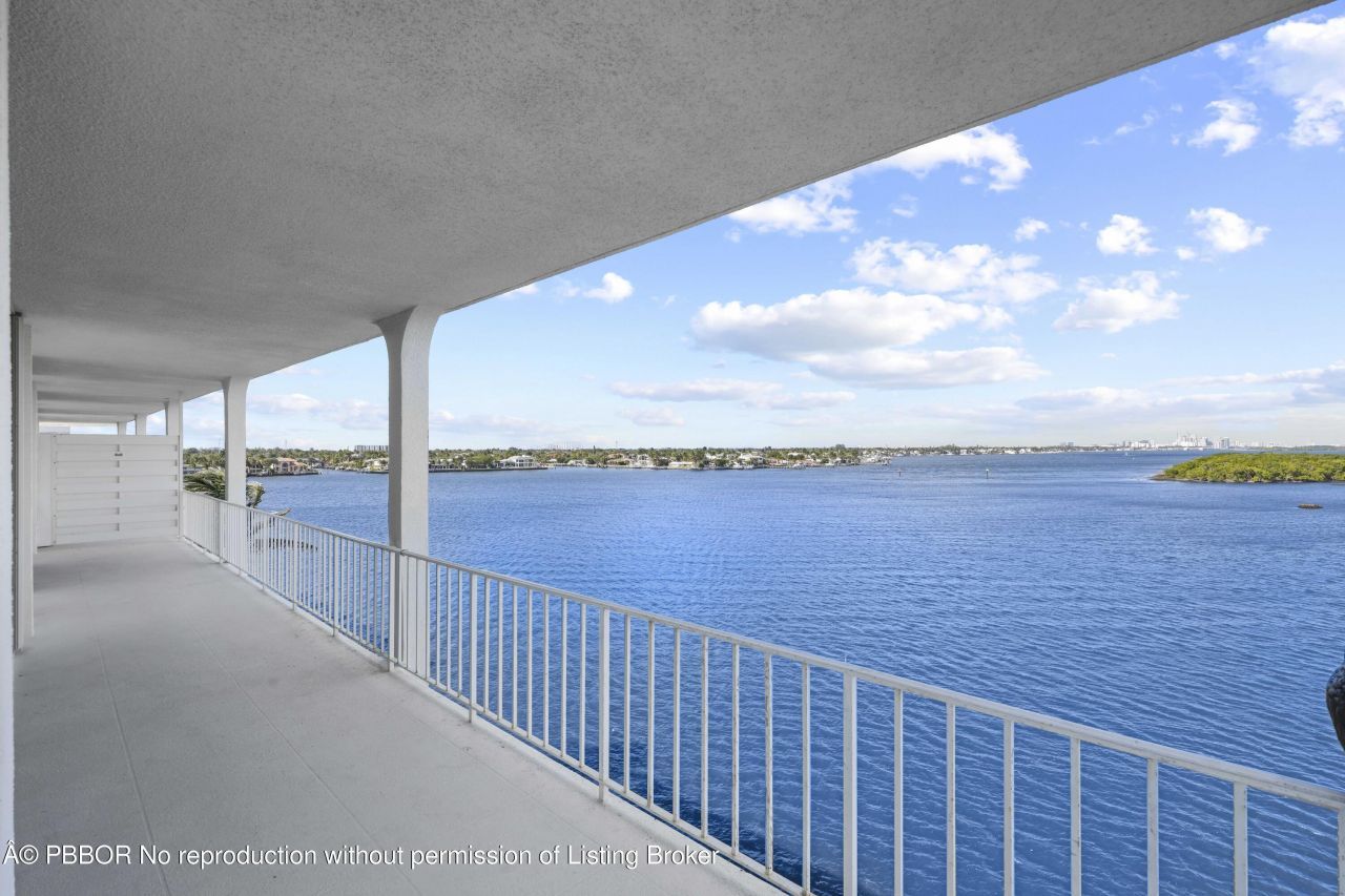 2155 Ibis Isle Road, Unit PH 3, Palm Beach, FL 33480 Photo