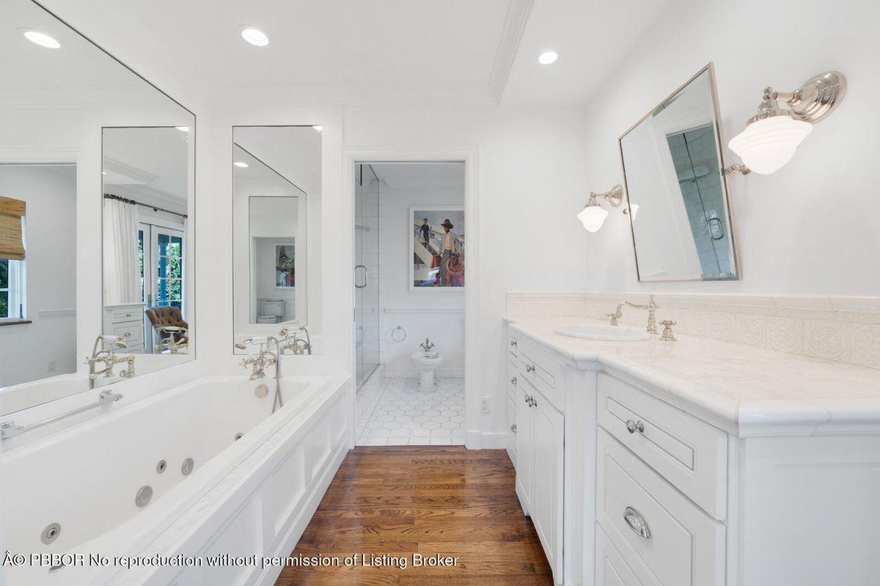 218 List Road, Palm Beach, FL 33480 Photo