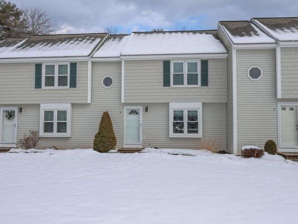 6 Scott Lane, Unit 6, Sandown, NH 03873