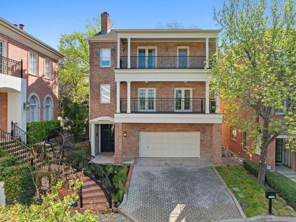 2702 Hillview Green LN, Austin, TX 78703